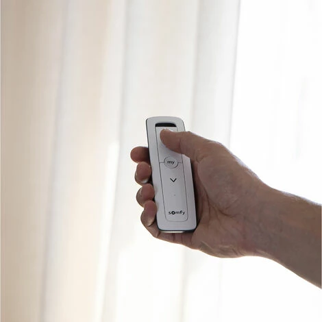 Somfy 1870496 - Télécommande Situo 1 Canal RTS Pure Pour Volets Et Stores Motorisés | Pour Commander 1 Moteur Ou 1 Groupe De Moteurs Radio RTS - Pure 5 Somfy 1870496 - Télécommande Situo 1 Canal RTS Pure Pour Volets Et Stores Motorisés | Pour Commander 1 Moteur Ou 1 Groupe De Moteurs Radio RTS - Pure - Image 3