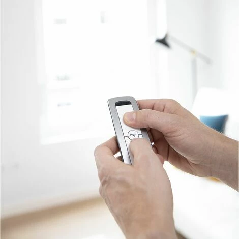 Somfy 1870640 - Télécommande Situo 5 Canaux Io Iron Pour Volets Et Stores Motorisés | Pour Commander 5 Moteurs Ou 5 Groupes De Moteurs Radio Io - Iron 5 Somfy 1870640 - Télécommande Situo 5 Canaux Io Iron Pour Volets Et Stores Motorisés | Pour Commander 5 Moteurs Ou 5 Groupes De Moteurs Radio Io - Iron - Image 3